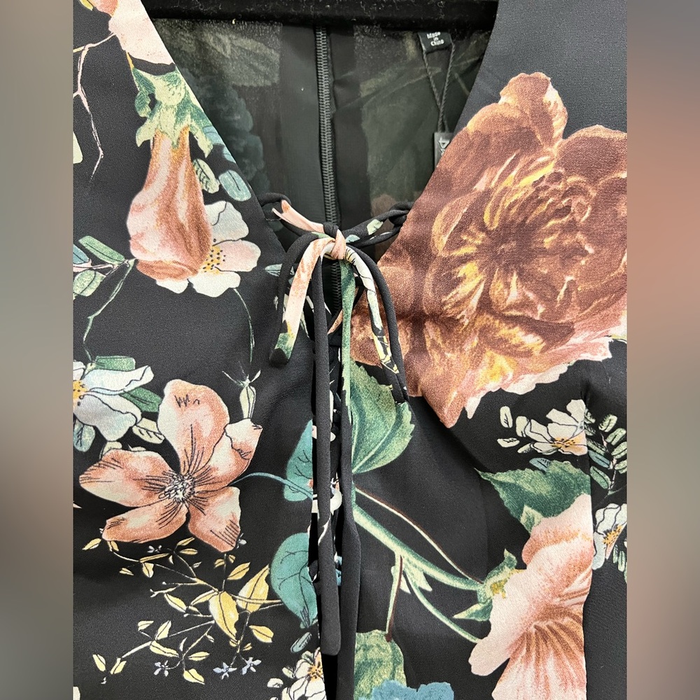 NWT Revolve Bardot Amelia Floral Lace Up Front Ruffle Romper - Picture 6 of 12